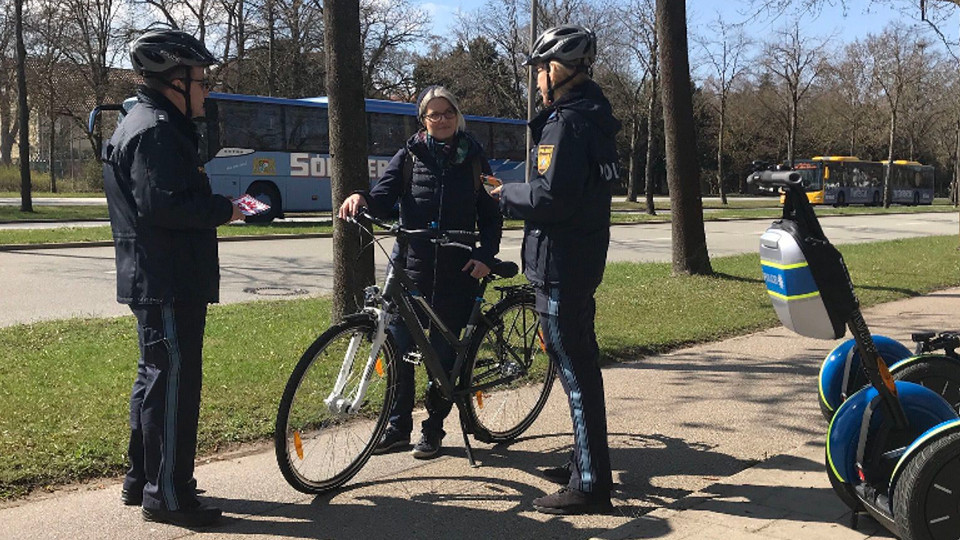 Regensburg: Kontrollen Für Mehr Sicherheit Im Radverkehr - Regensburger ...