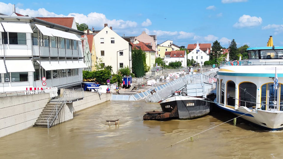 Hochwasser in der Werftstraße in Regensburg