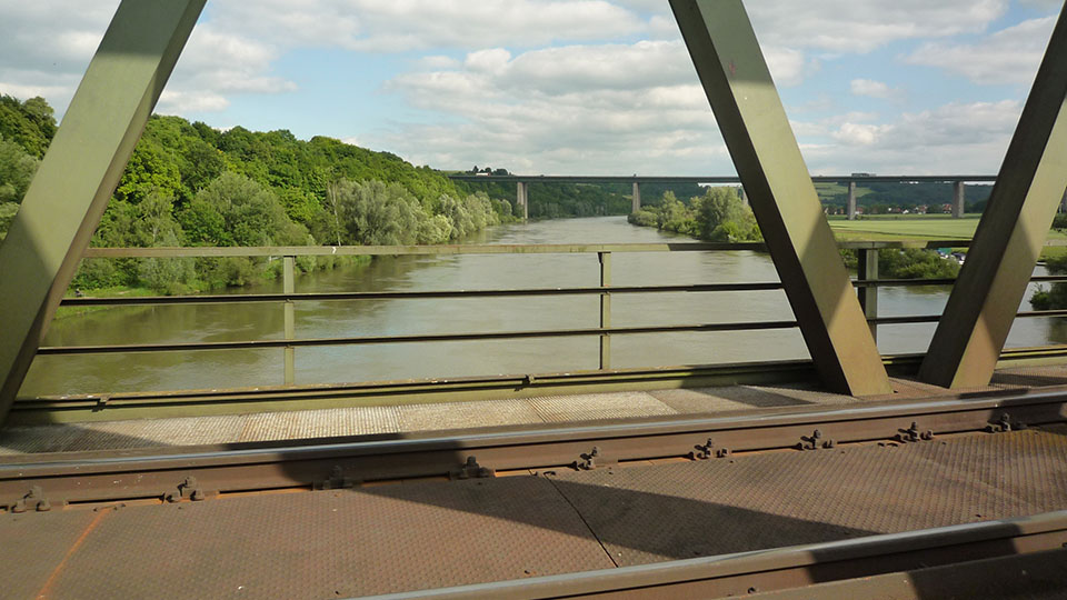 Eisenbahnbrücke Donau
