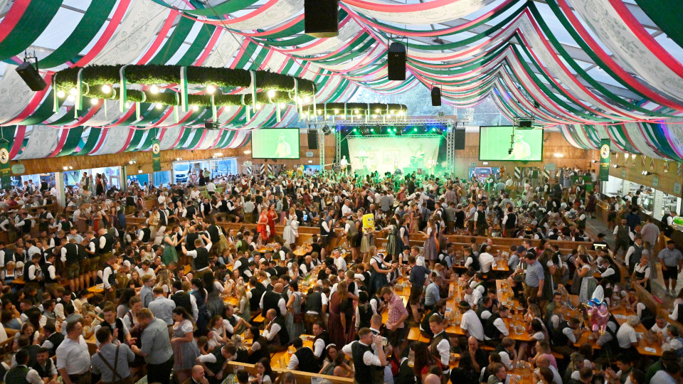 das gaeubodenvolksfest startet heute 2 960x540.jpg