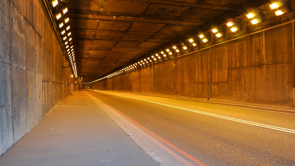 Symbolbild Tunnel