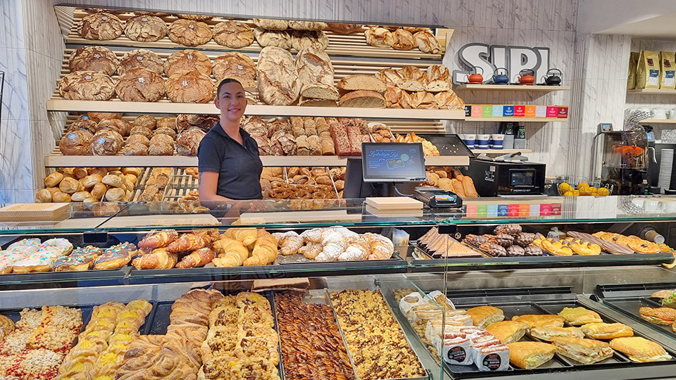 neues leben im traditionscafe baeckerei sipl eroeffnet pernsteiner by sipl in regensburg 960x540 2