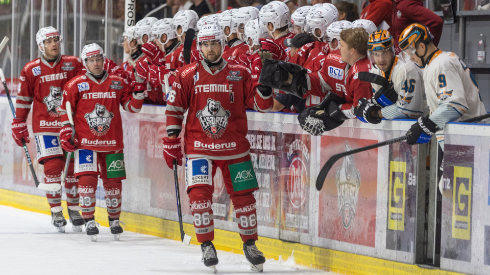 Eishockey Spieler auf dem Eis