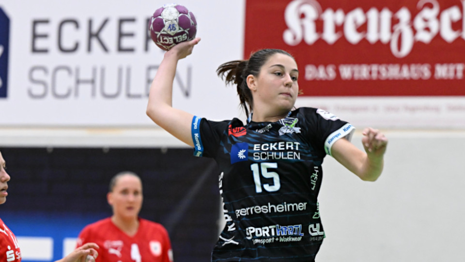 #15 Caroline Härtl bekam als ESV-Jugendspielerin einen Vertrag bei den „Großen“